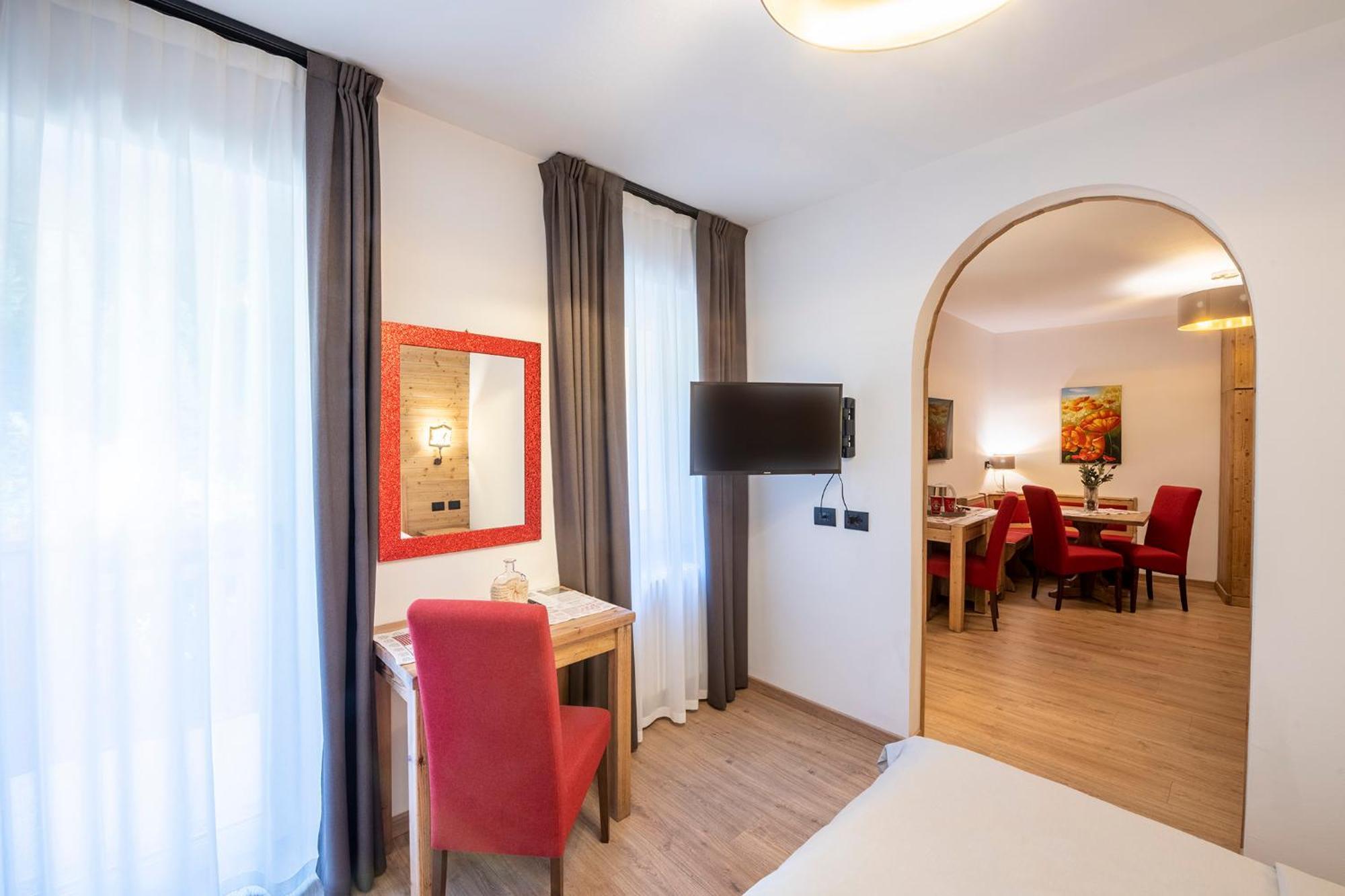 Hotel Alpino Wellness&Spa Peio Fonti Exterior foto