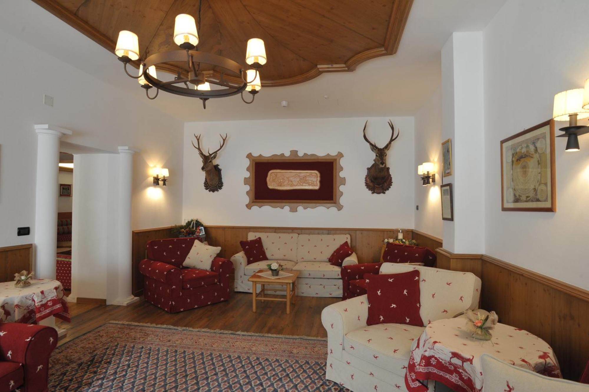 Hotel Alpino Wellness&Spa Peio Fonti Exterior foto